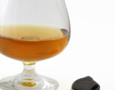 Guida in stato di ebbrezza: il rilievo effettuato con alcoltest
